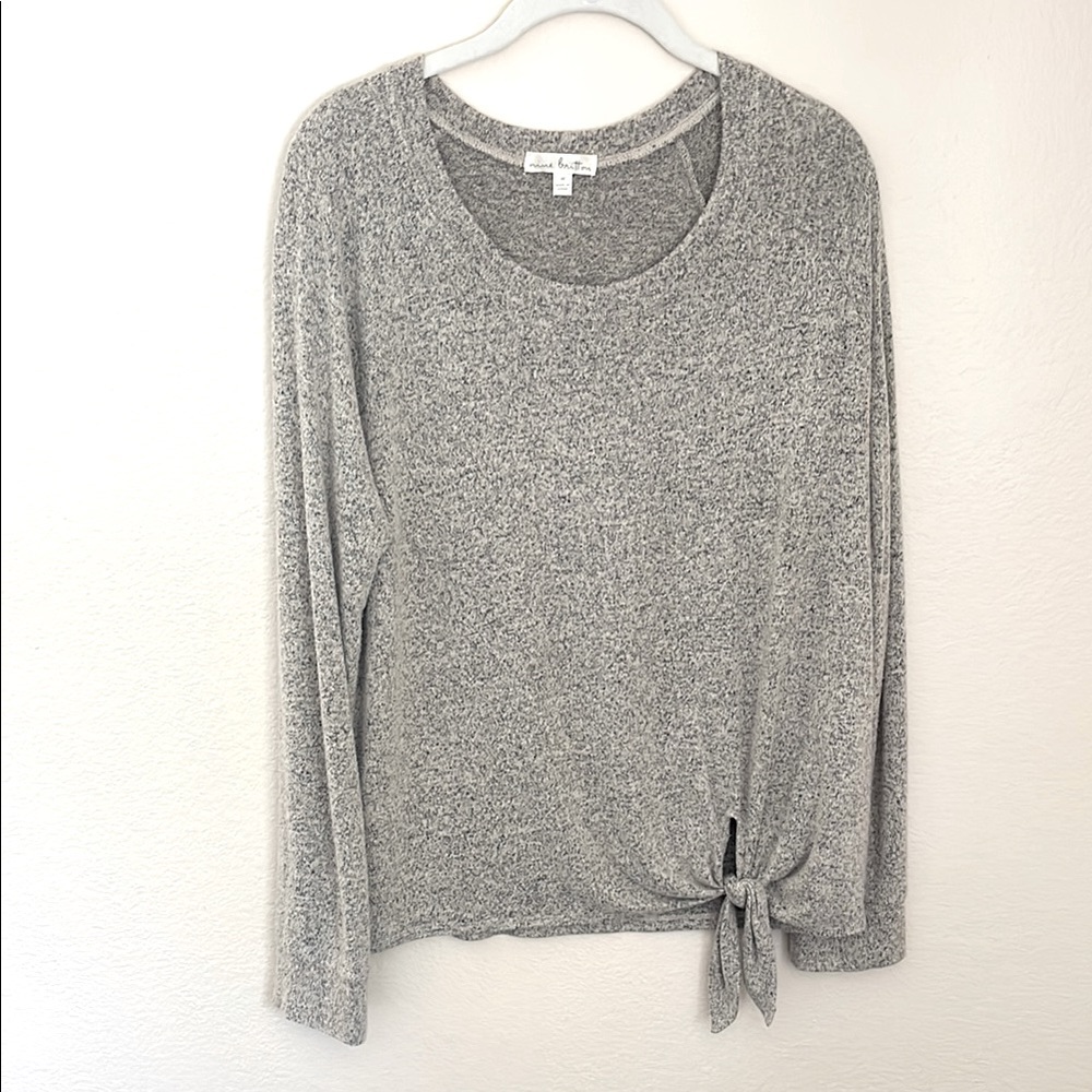 Nine Britton Heather Gray Tie Front Long Sleeve Sweater